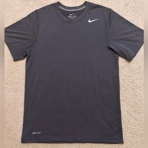 Men’s Nike Shirt